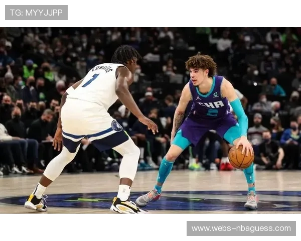 拉梅洛·鲍尔二月场均助攻创新高，黄蜂进攻体系核心